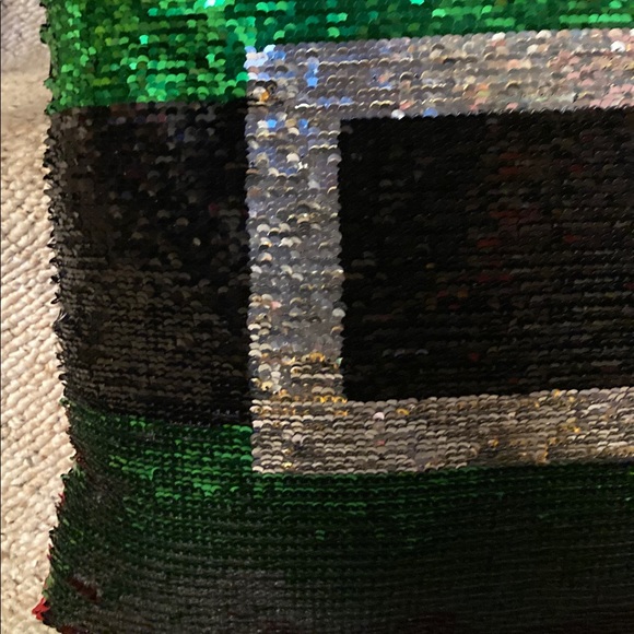 Red/Black/Green Reversible Sequins Pillow - Picture 7 of 9